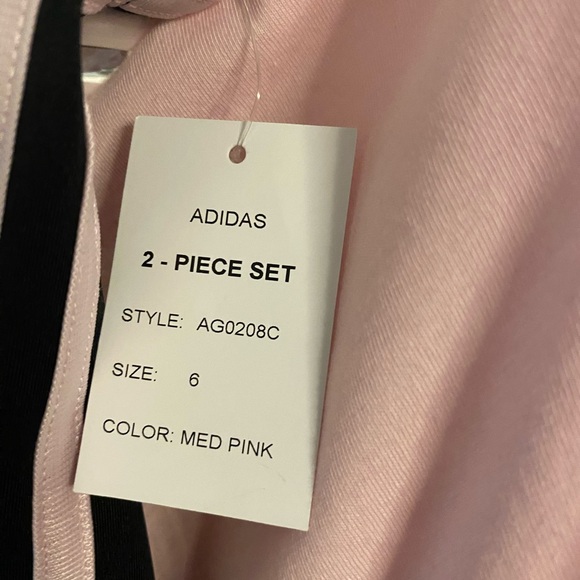 Adidas  girl jogger set - Picture 5 of 6